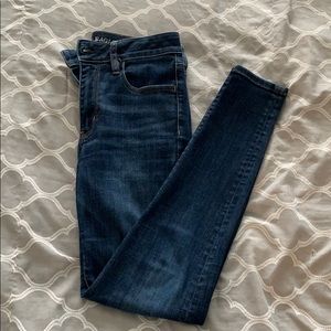 American Eagle Hi-Rise Jegging
